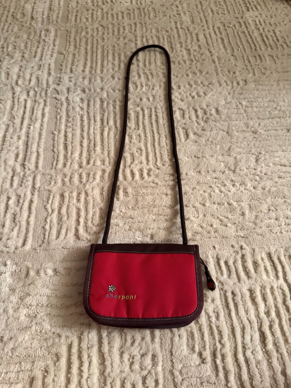 Sherpani Crossbody Wallet Bag Red Brown Travel Mini Purse Adjustable Strap